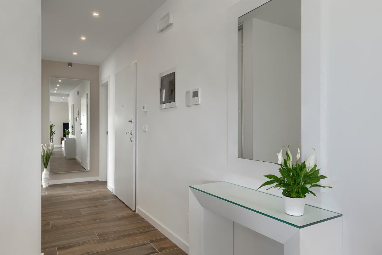 Exclusive Apartments Ellen & Micol-With 3 Free Mountain Bikes Pjescana Uvala Εξωτερικό φωτογραφία