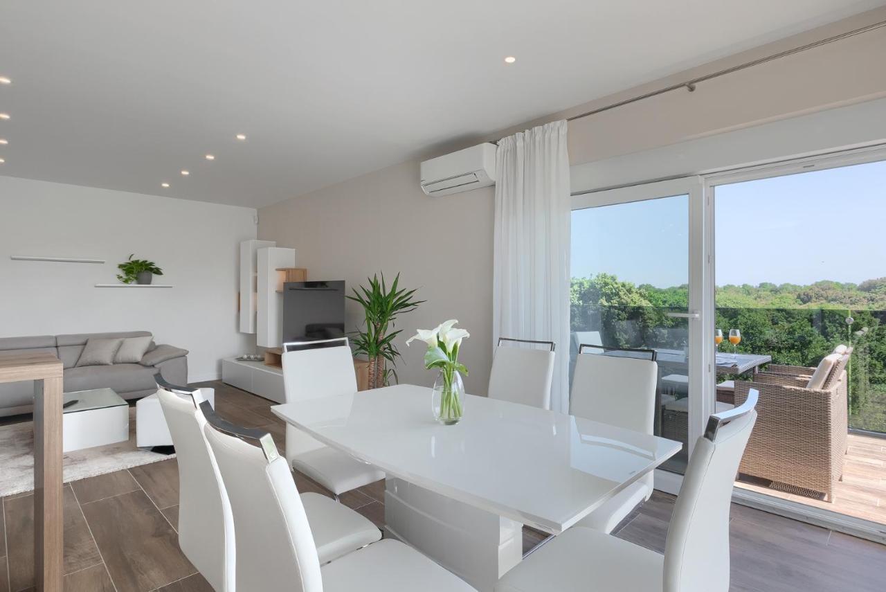 Exclusive Apartments Ellen & Micol-With 3 Free Mountain Bikes Pjescana Uvala Εξωτερικό φωτογραφία